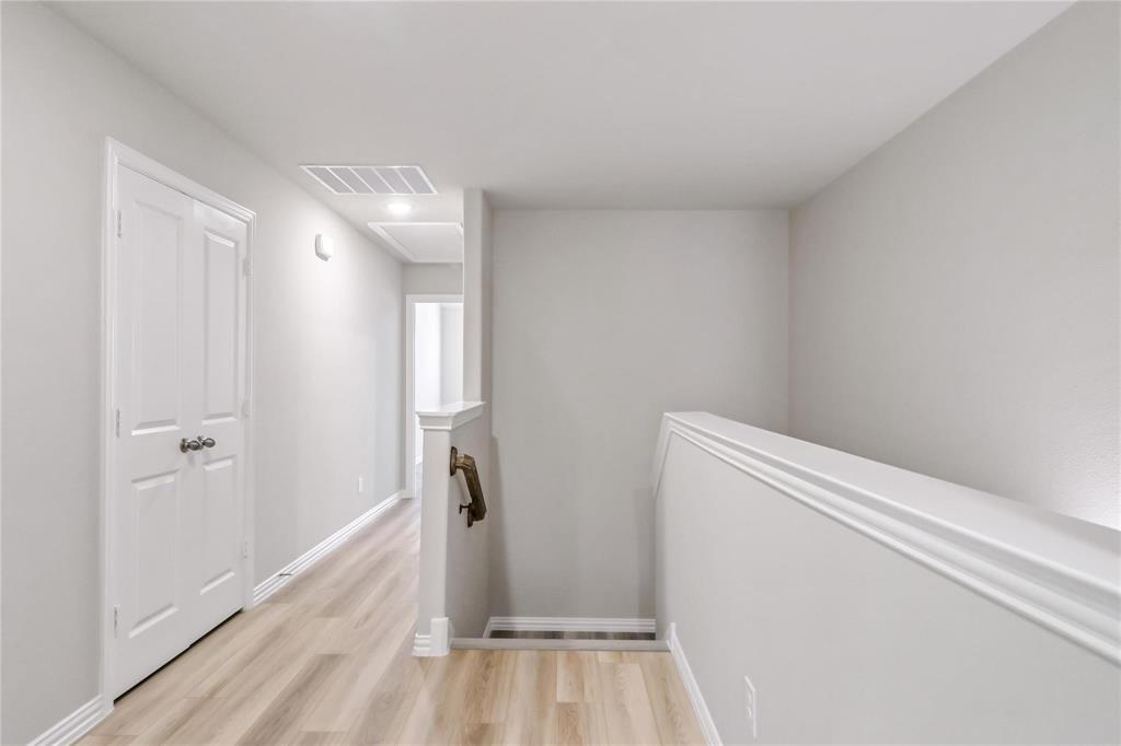 6717 Glimfeather Drive Property Photo 13
