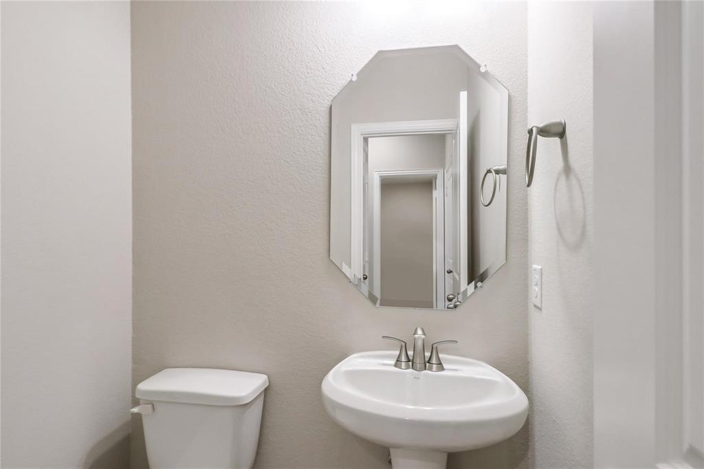 6717 Glimfeather Drive Property Photo 20