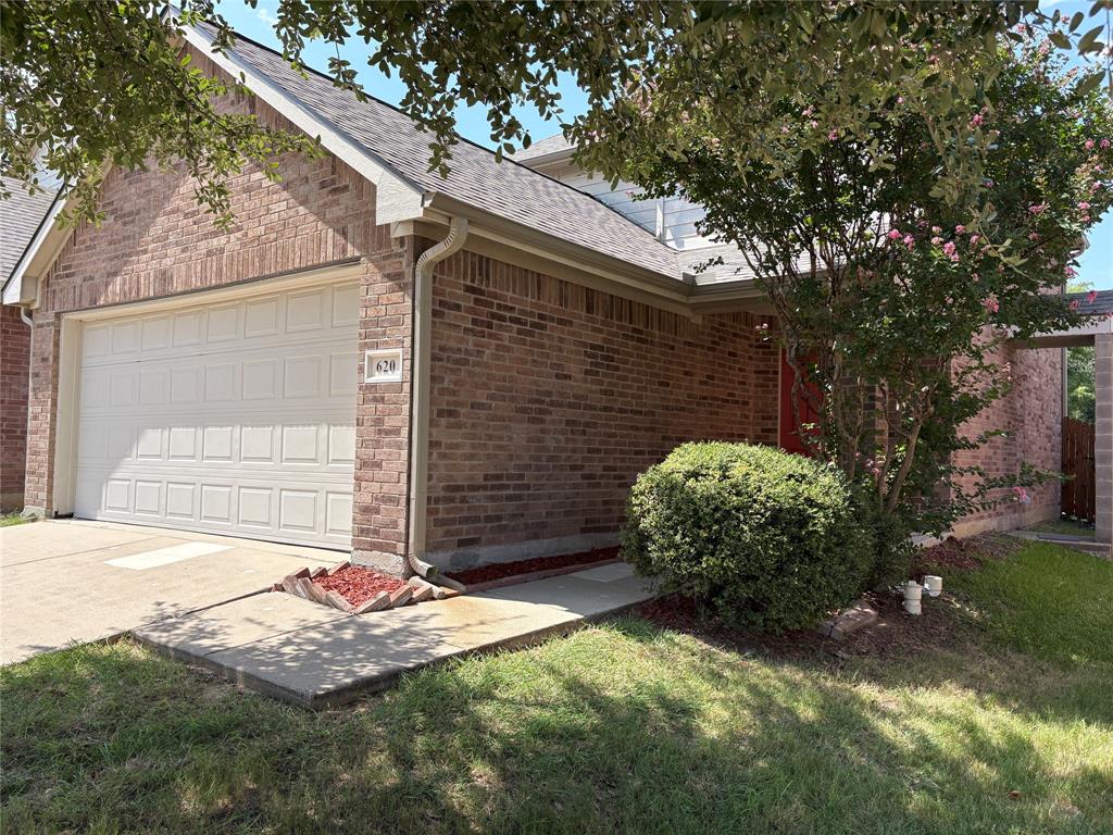 620 Fleming Property Photo 2