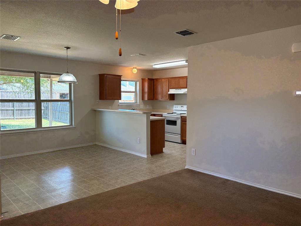 620 Fleming Property Photo 3