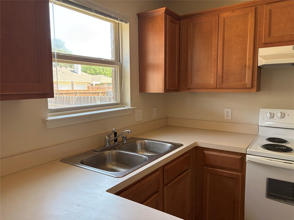 620 Fleming Property Photo 10