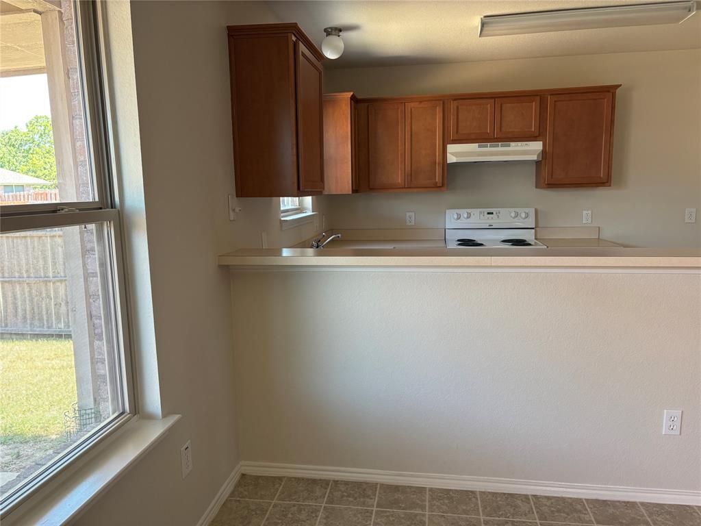 620 Fleming Property Photo 11