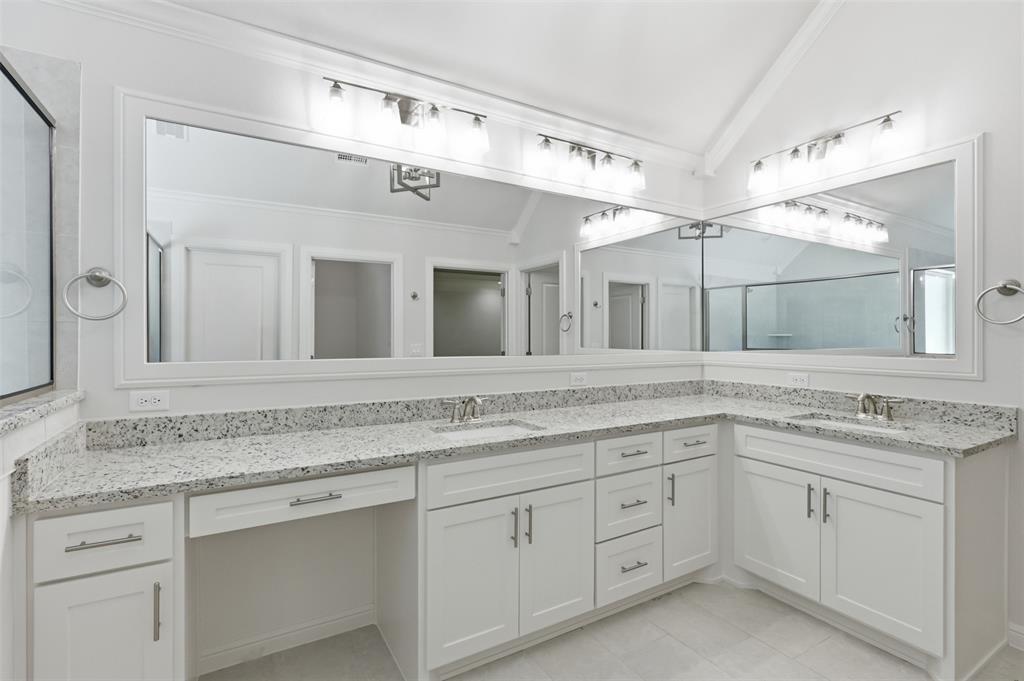 2017 Forest Bridge Drive Property Photo 23