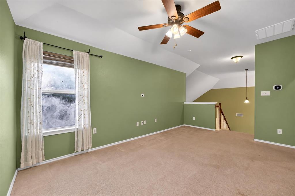 1911 Enchanted Lane Property Photo 26