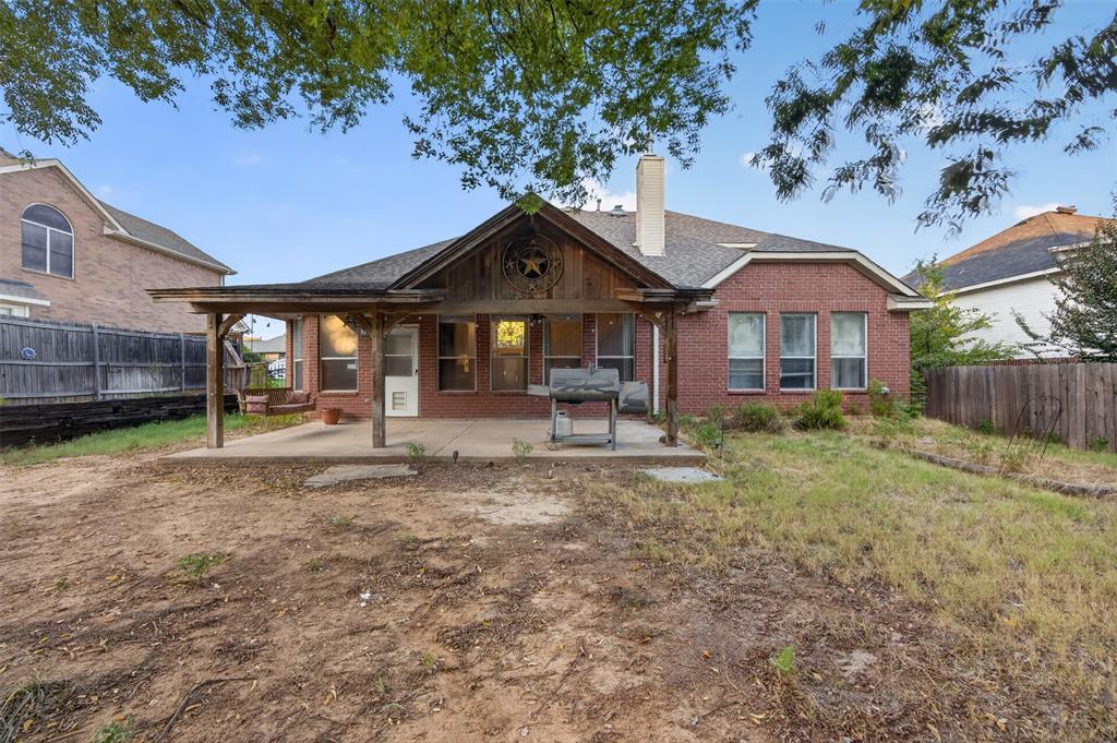 1911 Enchanted Lane Property Photo 37