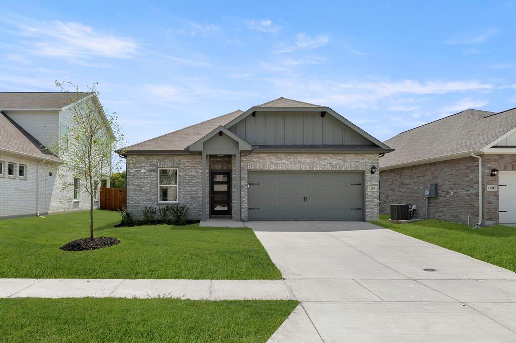 1239 Anderson Drive Property Photo 1