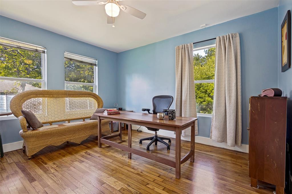 712 Baker Street Property Photo 19