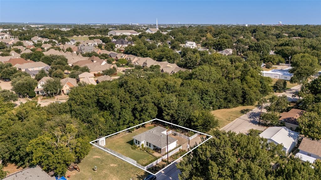 712 Baker Street Property Photo 26