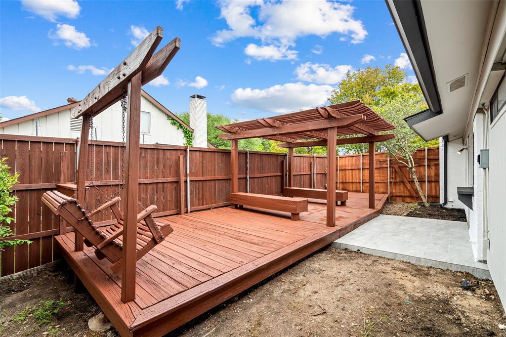 1453 Saint Patrick Drive Property Photo 7