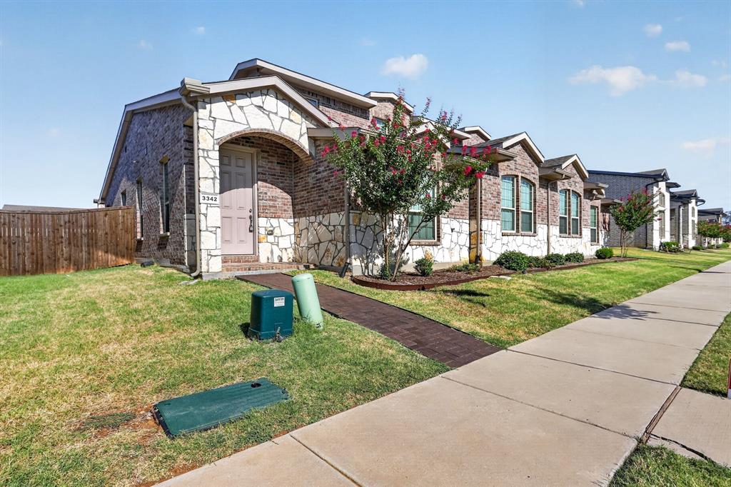 3342 Solana Circle Property Photo 2