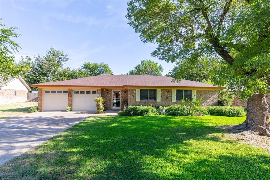 122 Century Lane Property Photo 3