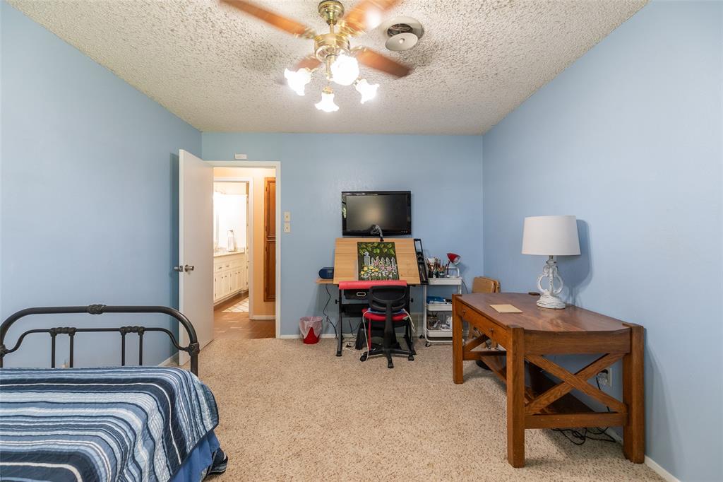 122 Century Lane Property Photo 31