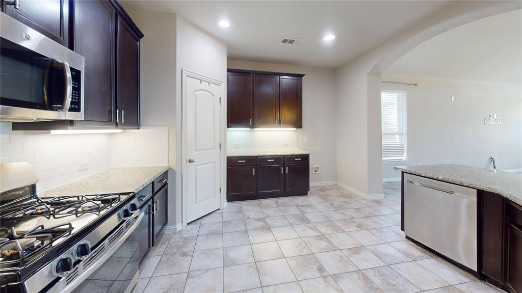 1517 Sea Island Road Property Photo 4