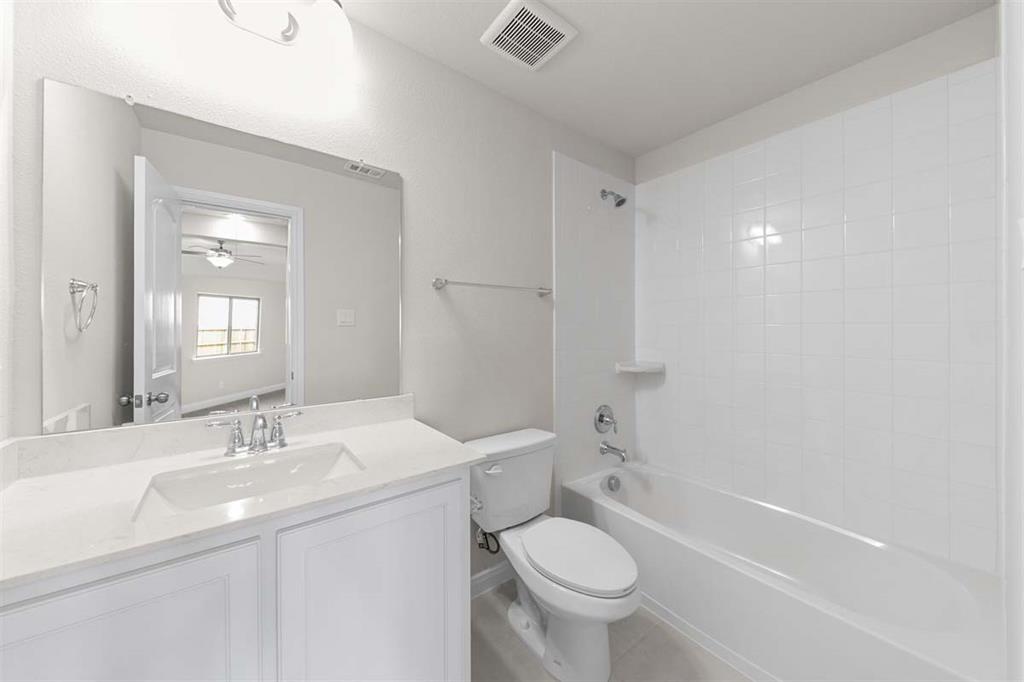 705 Berkley Lane Property Photo 17