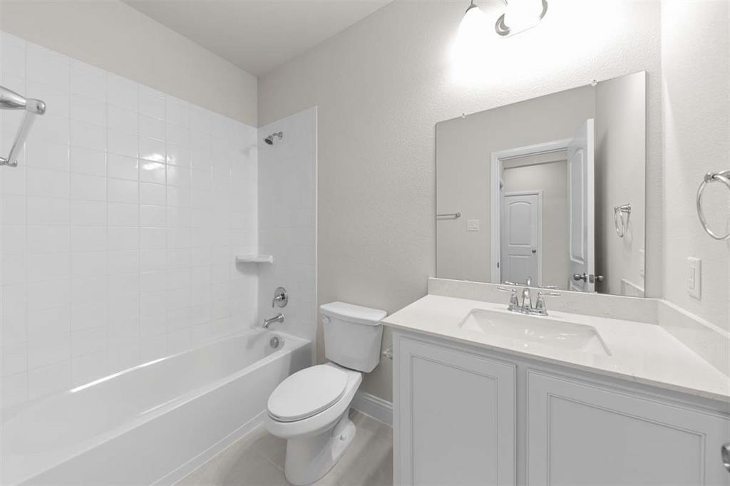 705 Berkley Lane Property Photo 21