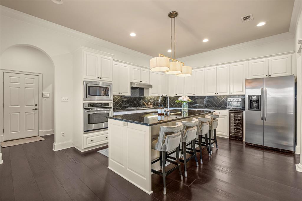3633 Crestline Road Property Photo 12
