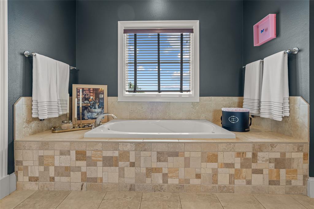 3633 Crestline Road Property Photo 25