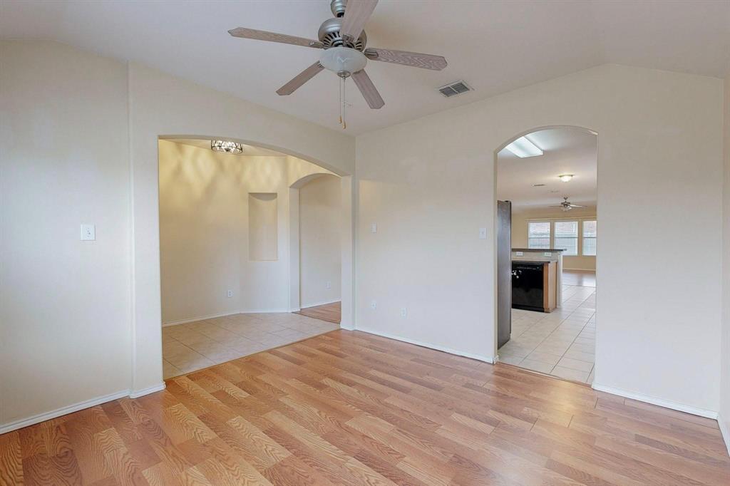 1065 Aviary Drive Property Photo 7