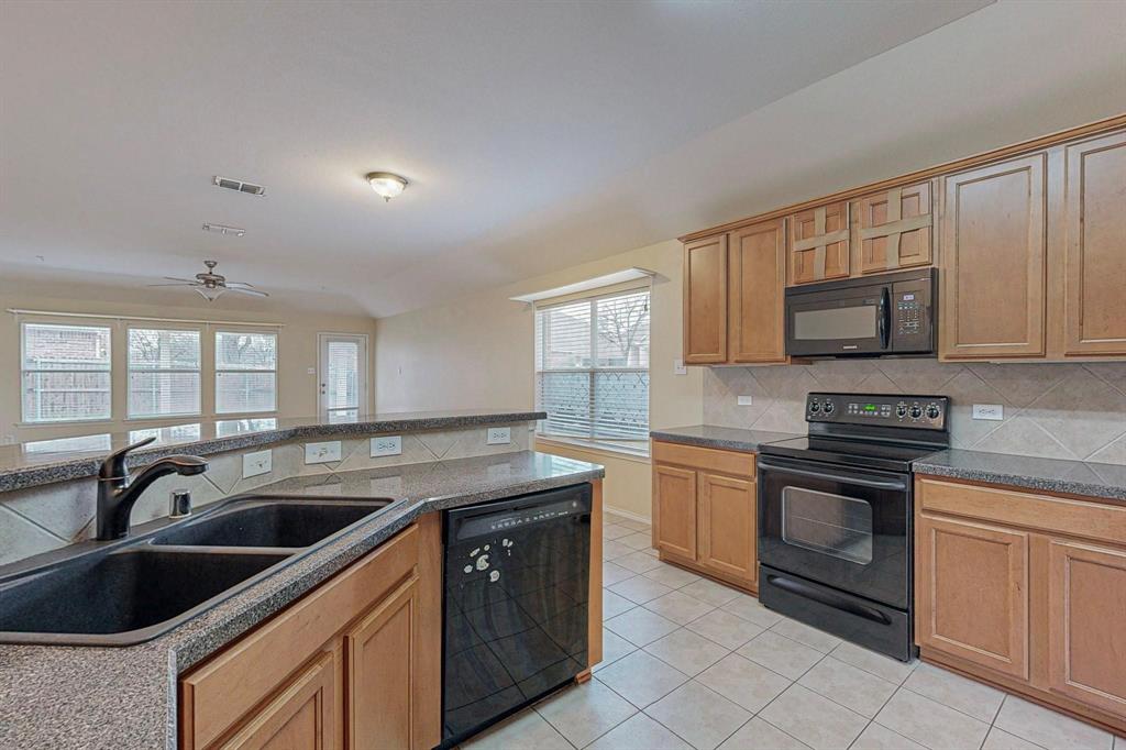 1065 Aviary Drive Property Photo 14