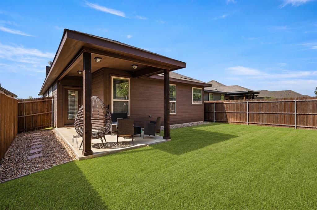 589 Concho Street Property Photo 14