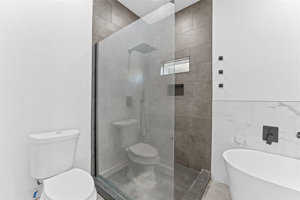 11046 Delford Circle Property Photo 3