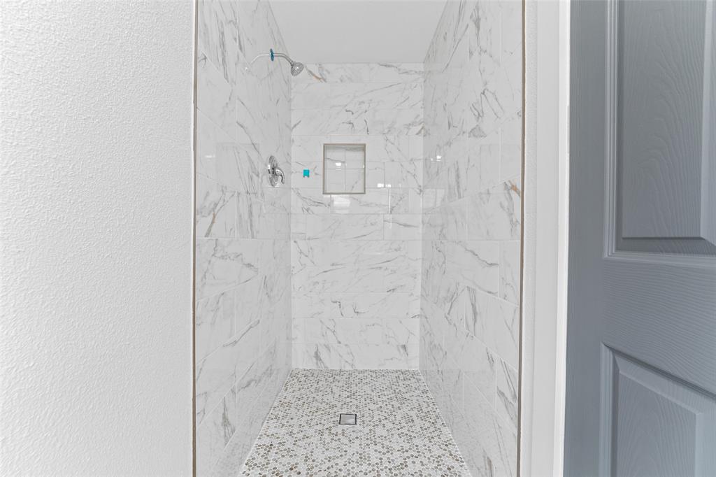 11046 Delford Circle Property Photo 4
