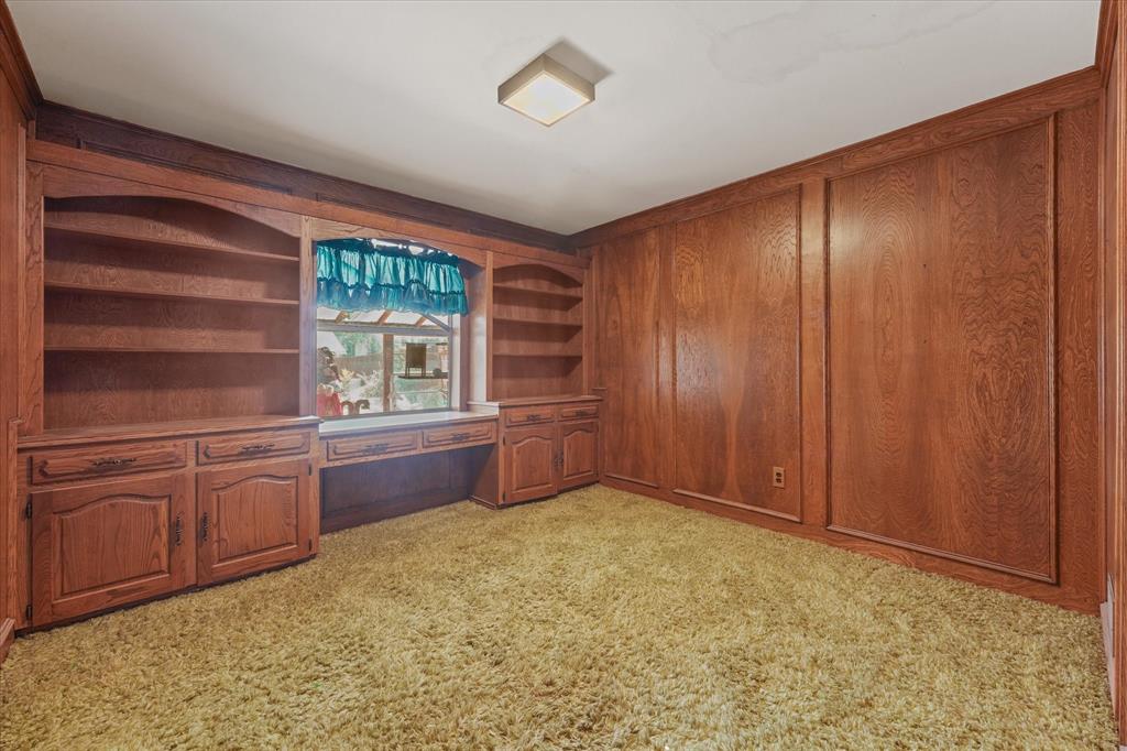 6238 E Lovers Lane Property Photo 5