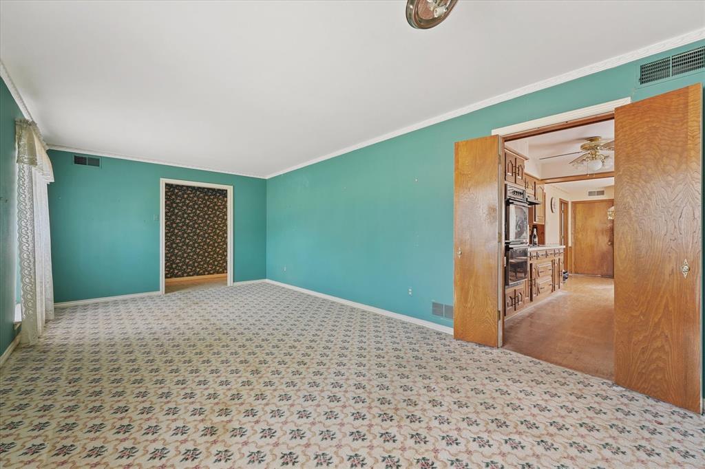 6238 E Lovers Lane Property Photo 17