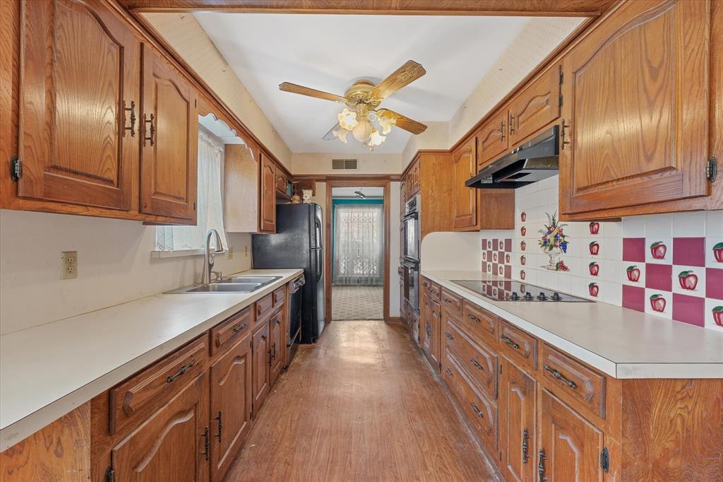6238 E Lovers Lane Property Photo 18