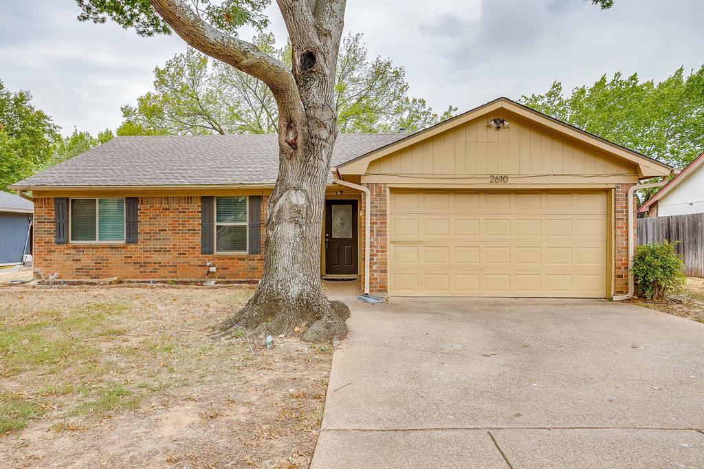 2610 N Casa Blanca Court Property Photo 1