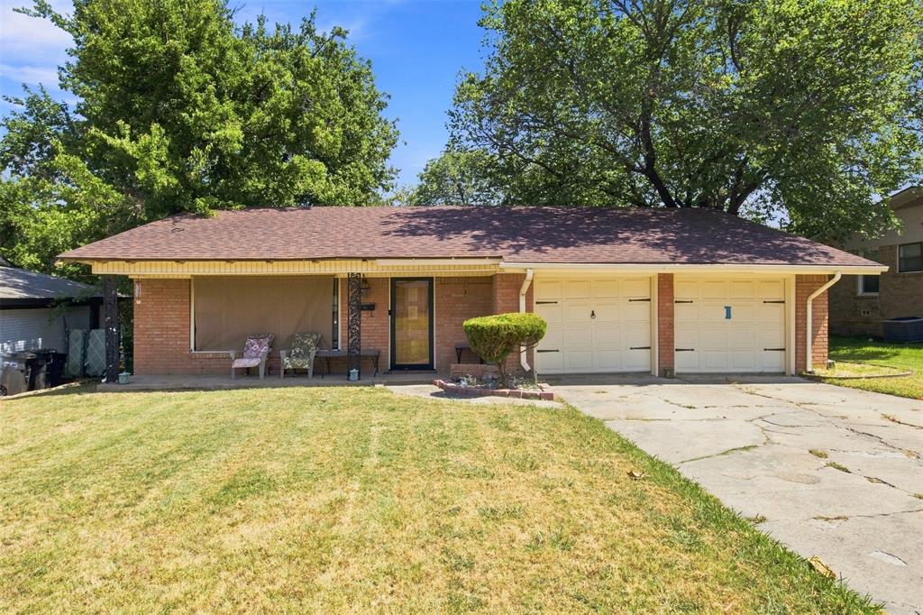 1817 Ellington Drive Property Photo 1