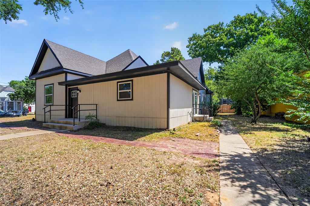 314 N Anglin Street Property Photo 3