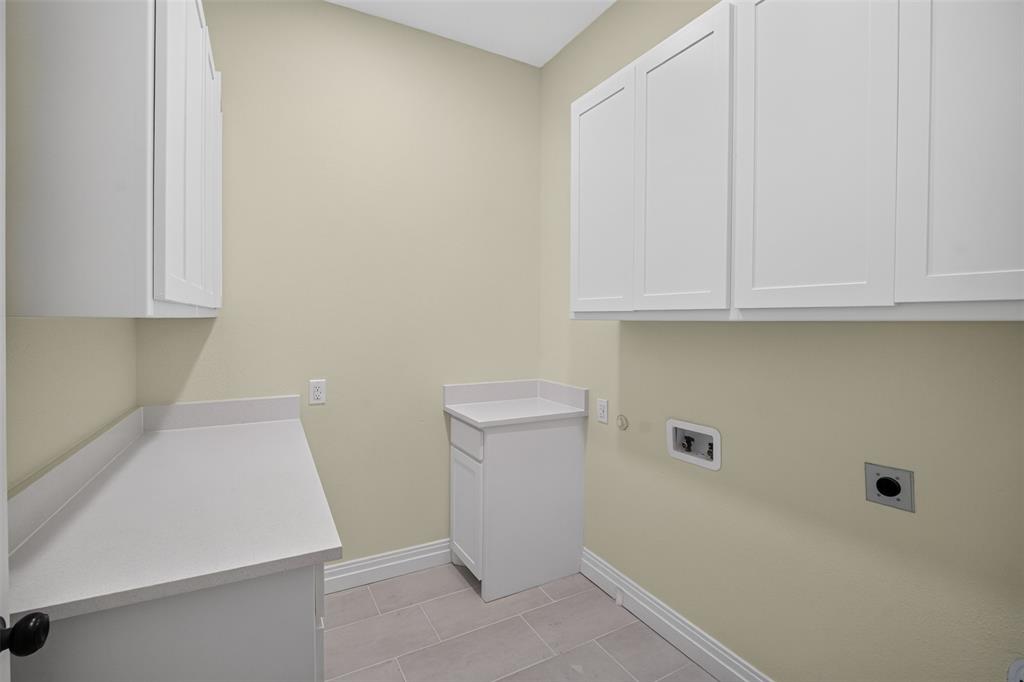 314 N Anglin Street Property Photo 9