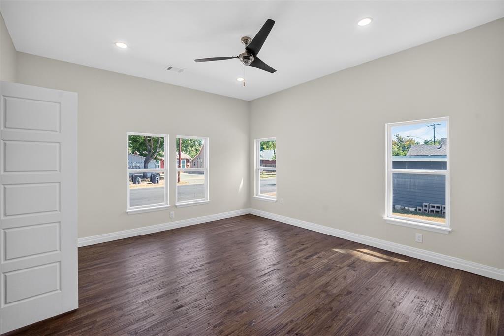 314 N Anglin Street Property Photo 18