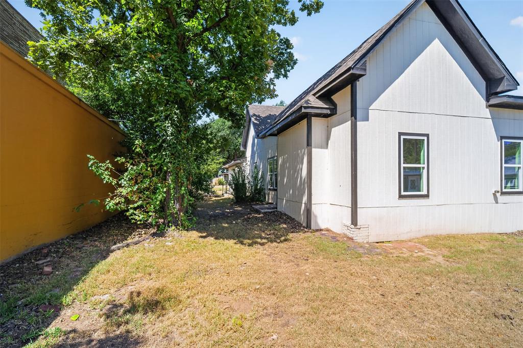 314 N Anglin Street Property Photo 24