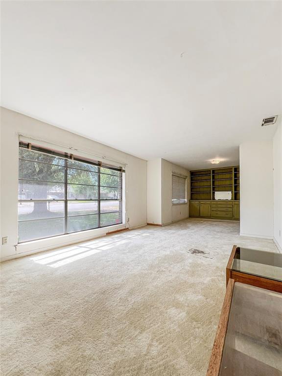 2706 Bois D Arc Street Property Photo 2
