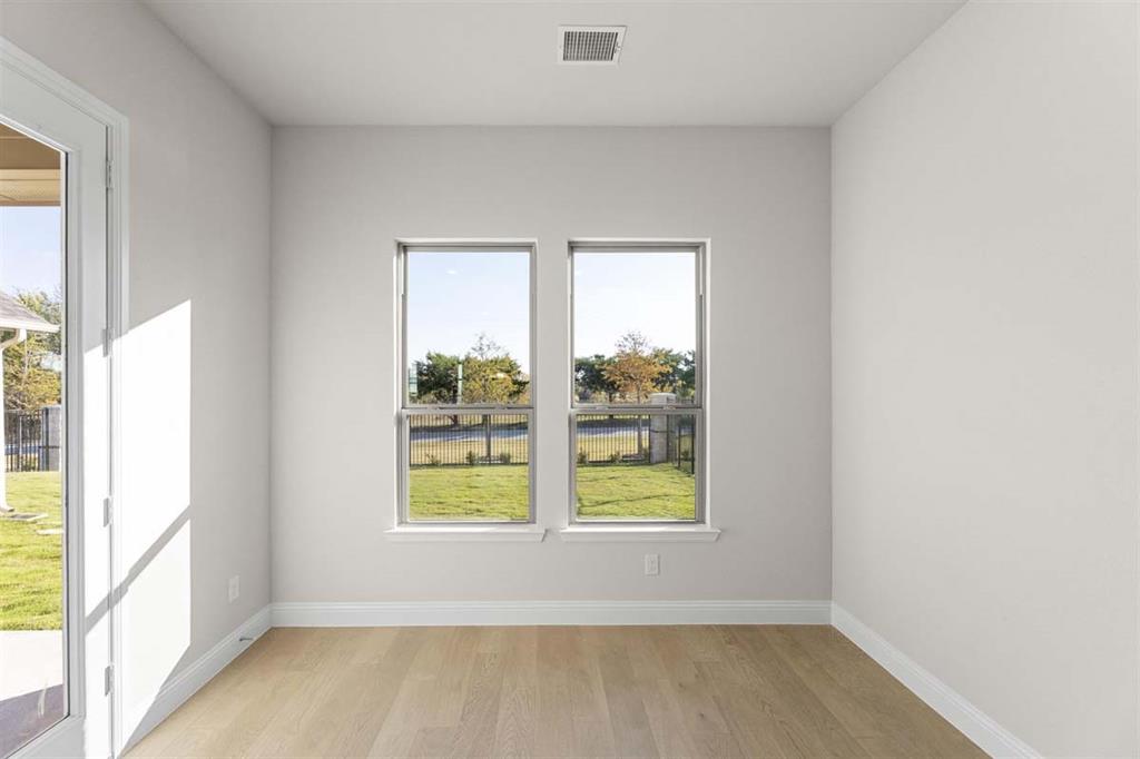 708 Wiltshire Road Property Photo 12