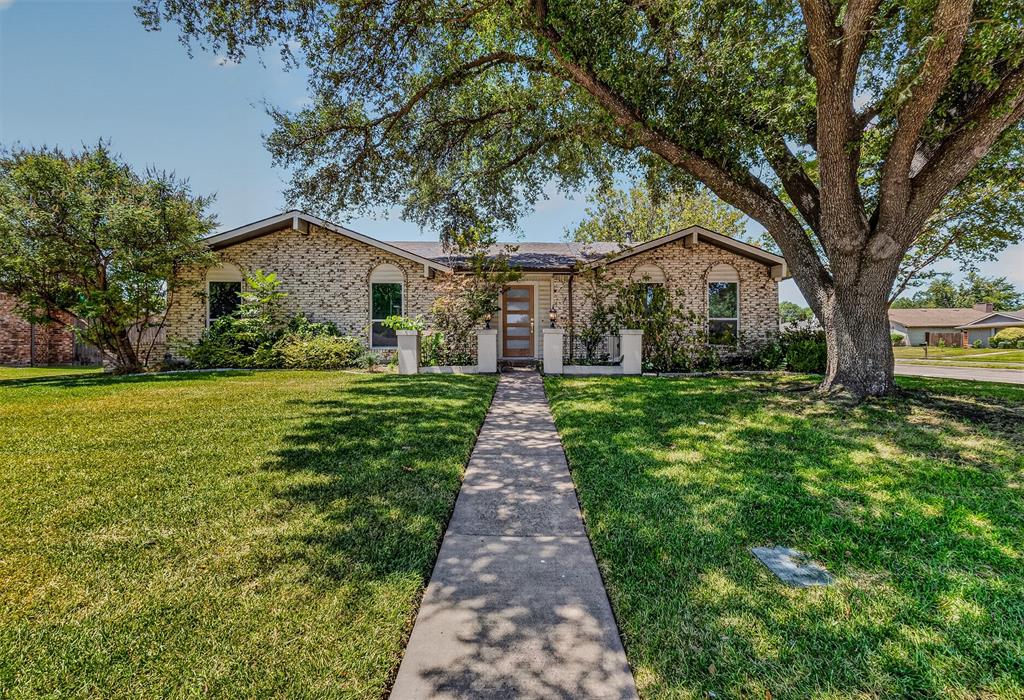 6 Collins Court Property Photo 1