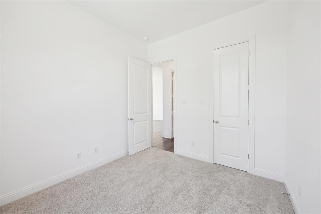 4101 Hawthorn Drive Property Photo 12