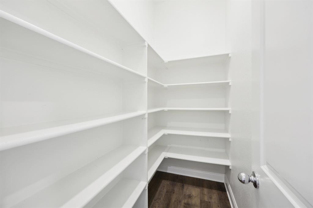 4101 Hawthorn Drive Property Photo 27