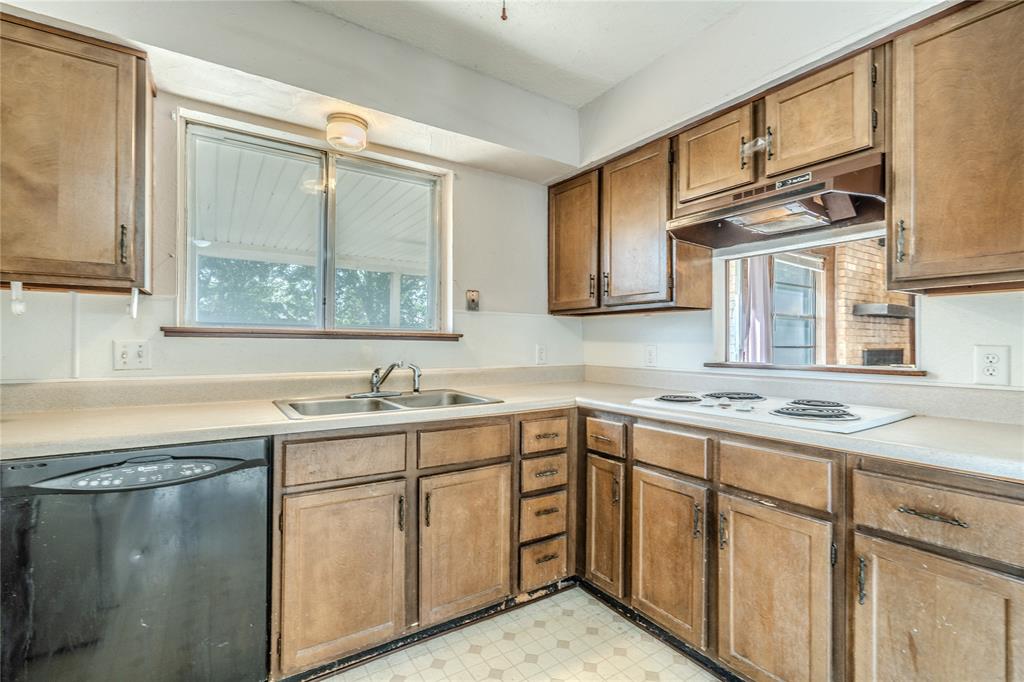 705 Rockledge Drive Property Photo 4