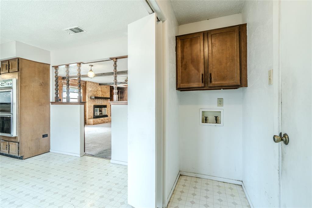 705 Rockledge Drive Property Photo 6