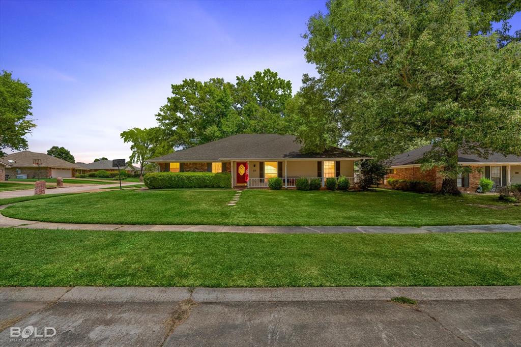 8809 Cromwell Drive Property Photo 1