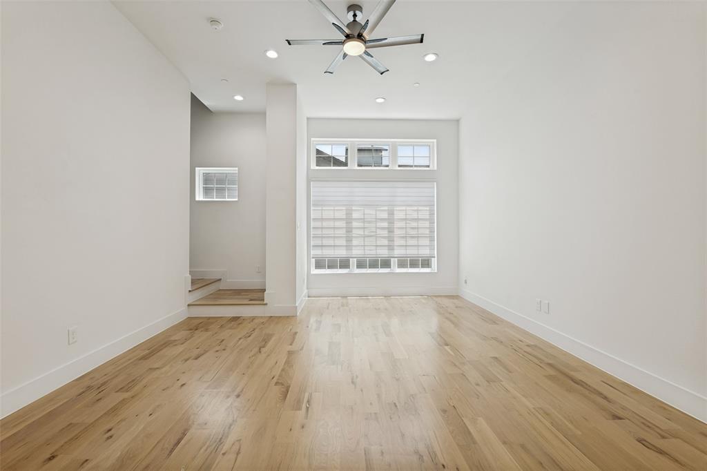 1910 Caddo Street B102 Property Photo 7