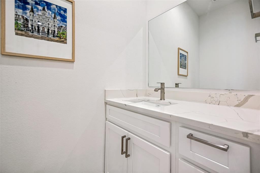 1910 Caddo Street B102 Property Photo 15