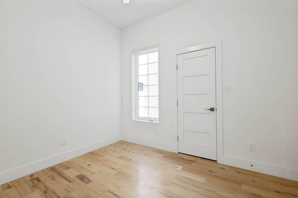 1910 Caddo Street B102 Property Photo 19