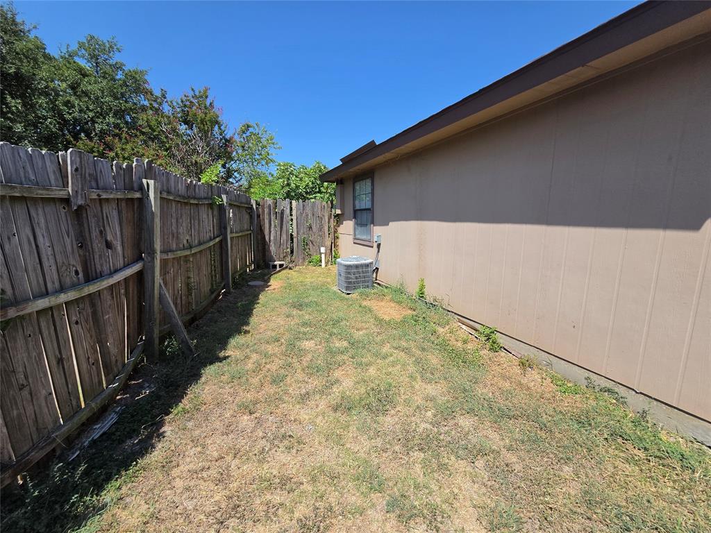 2502 E Timberview Lane Property Photo 12