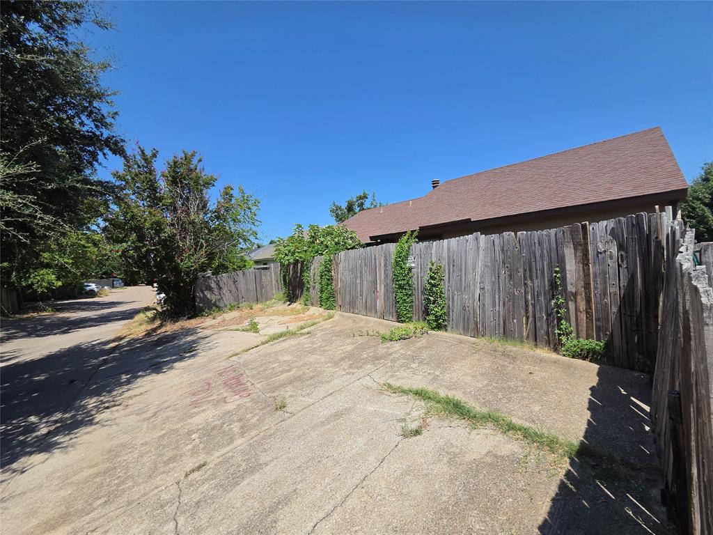 2502 E Timberview Lane Property Photo 13