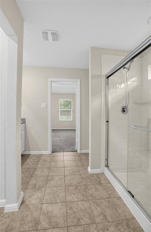 807 Wolf Creek Drive Property Photo 1