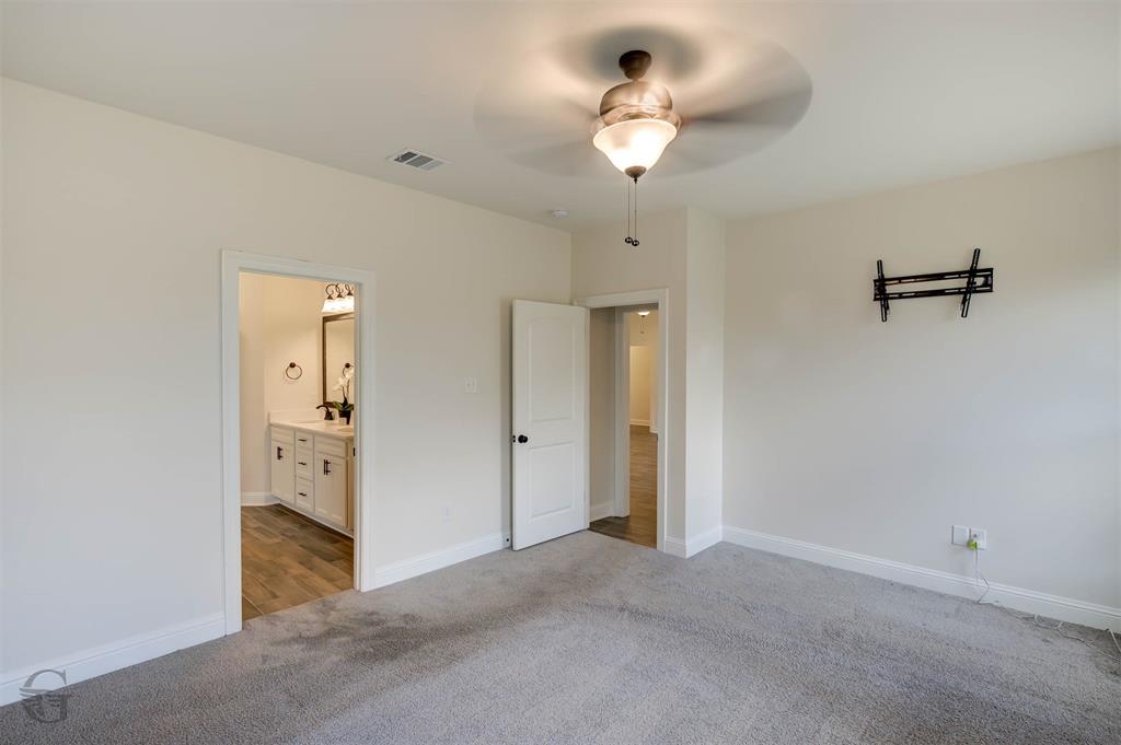 31 Crowder Drive Property Photo 11